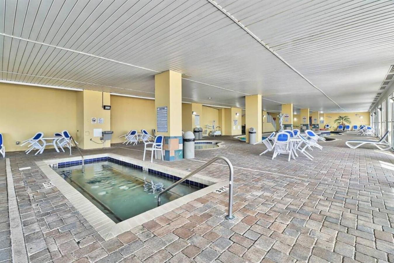 Oceanfront Beach Serenity Stay Миртл-Бич Экстерьер фото